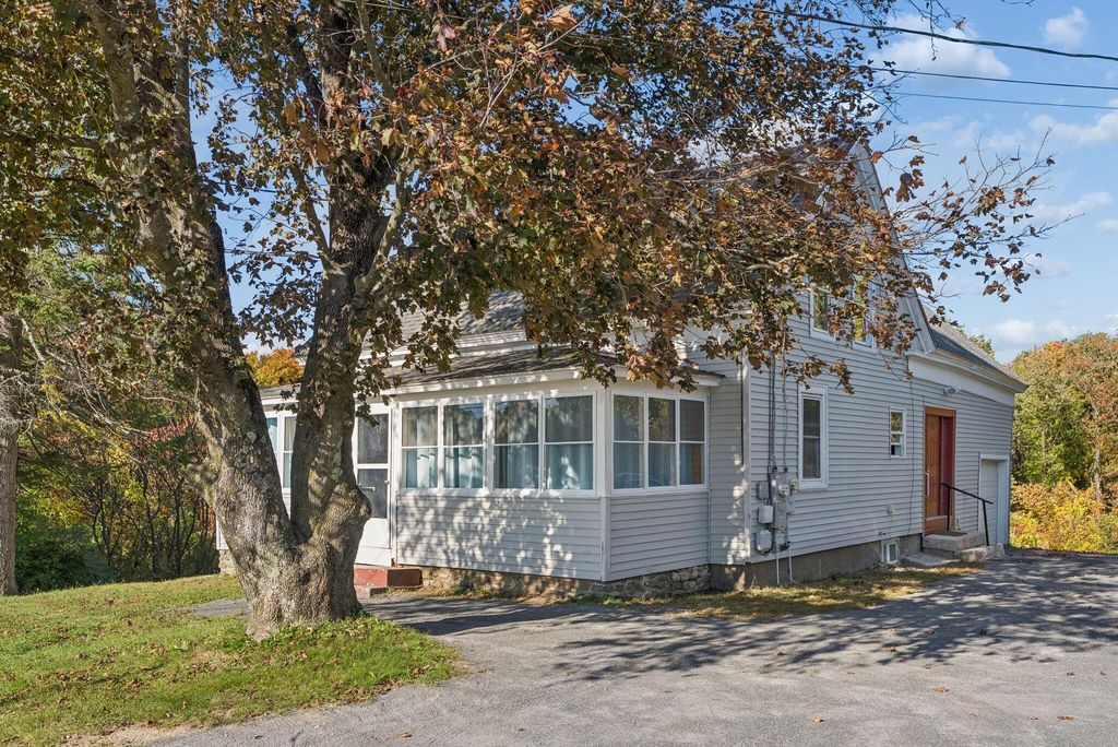 1572 Main Street, Sanford, ME 04073 — exterior