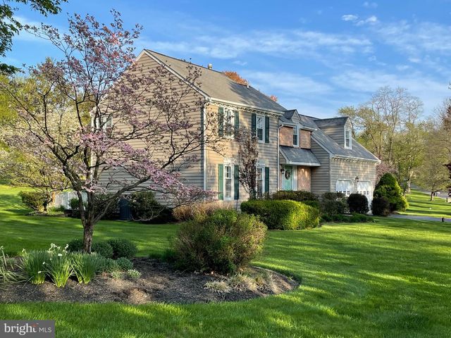 207 OVERCREEK RD, Phoenixville, PA 19460