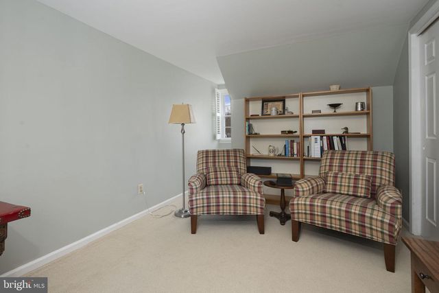 207 OVERCREEK RD, Phoenixville, PA 19460