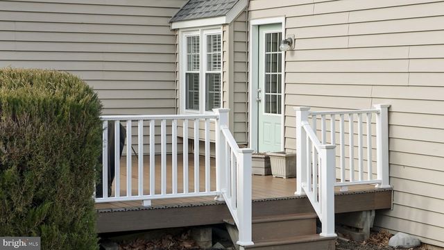 207 OVERCREEK RD, Phoenixville, PA 19460