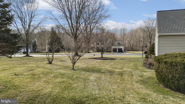 207 OVERCREEK RD, Phoenixville, PA 19460