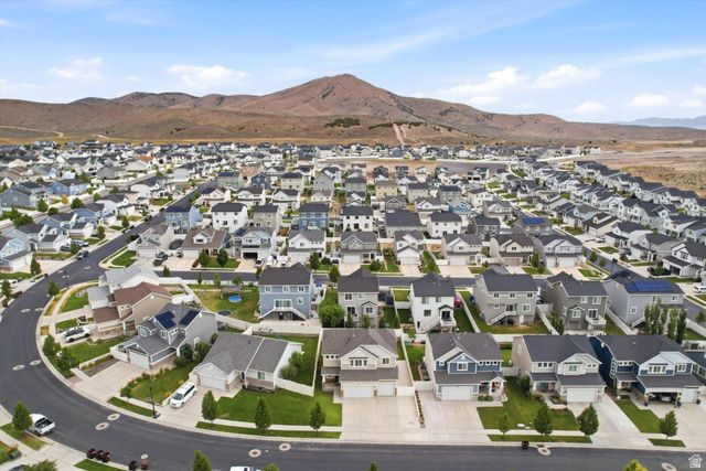 3377 E BRIDGE ST, Eagle Mountain, UT 84005
