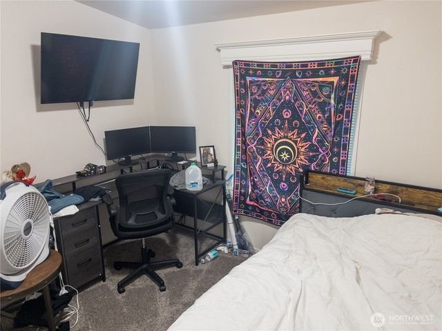 4724 Bellwood Drive NE, Olympia, WA 98506
