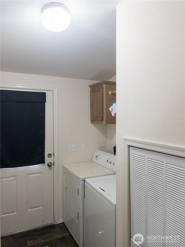 4724 Bellwood Drive NE, Olympia, WA 98506
