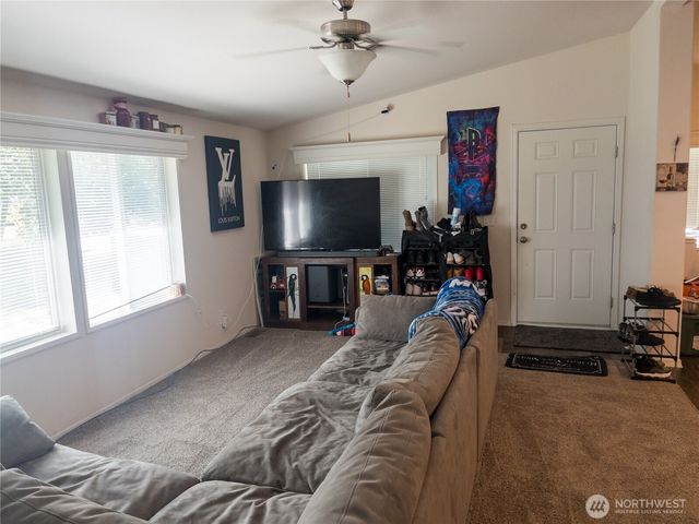 4724 Bellwood Drive NE, Olympia, WA 98506