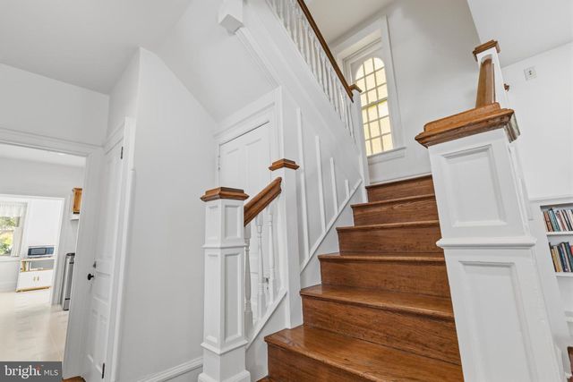 245 MATHER RD, Jenkintown, PA 19046