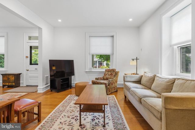 245 MATHER RD, Jenkintown, PA 19046
