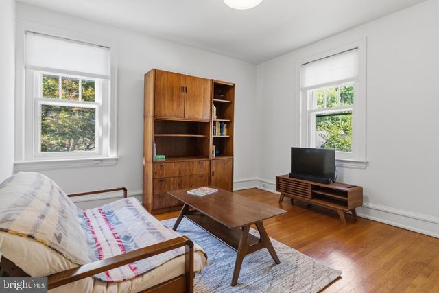 245 MATHER RD, Jenkintown, PA 19046