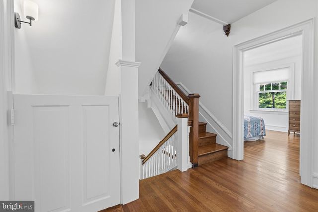 245 MATHER RD, Jenkintown, PA 19046
