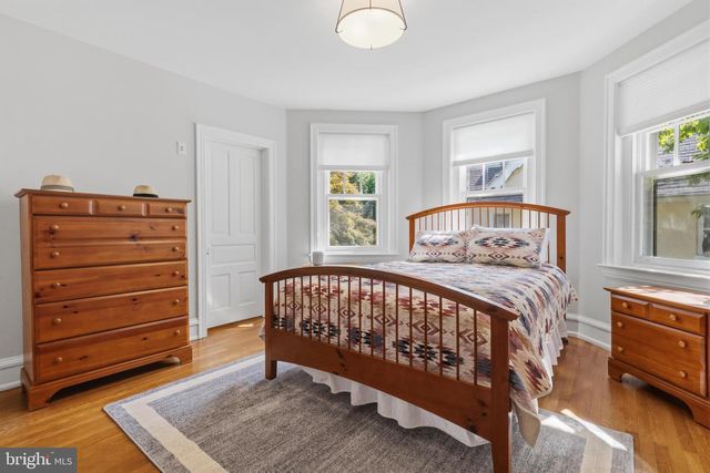 245 MATHER RD, Jenkintown, PA 19046