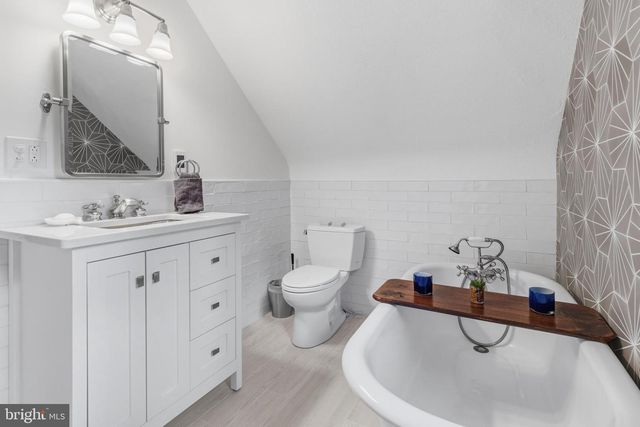245 MATHER RD, Jenkintown, PA 19046