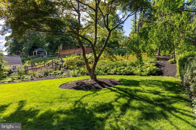 245 MATHER RD, Jenkintown, PA 19046