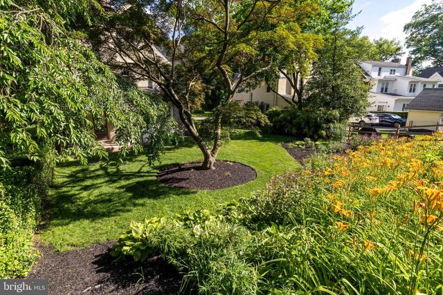 245 MATHER RD, Jenkintown, PA 19046