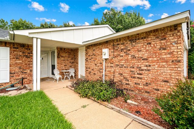 643 Randa Lane, Desoto, TX 75115