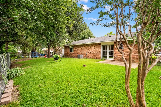 643 Randa Lane, Desoto, TX 75115