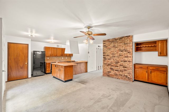 643 Randa Lane, Desoto, TX 75115