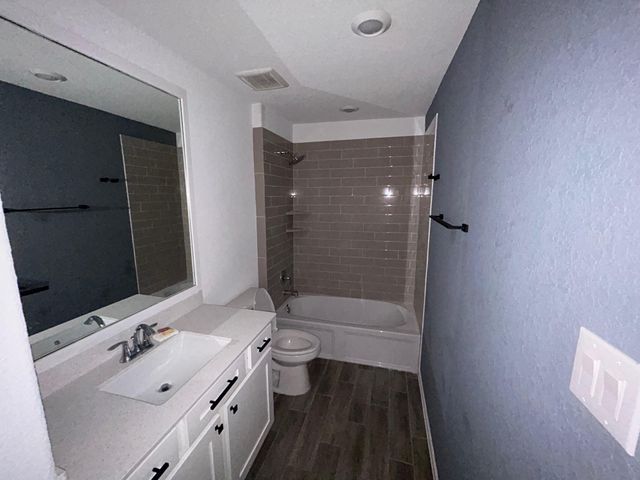 975 Lars Trek Trail, Conroe, TX 77304