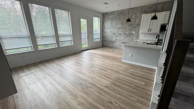 975 Lars Trek Trail, Conroe, TX 77304