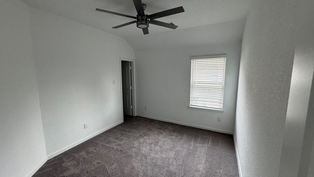 975 Lars Trek Trail, Conroe, TX 77304