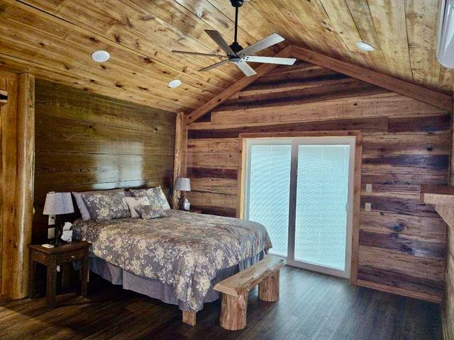 9083 N Old River Rd., Petal, MS 39465