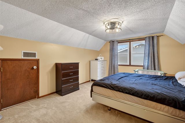 3218 SE 4th Court, Des Moines, IA 50315