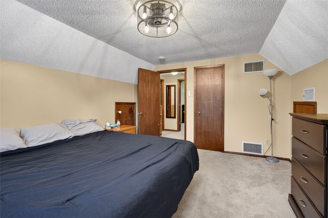 3218 SE 4th Court, Des Moines, IA 50315