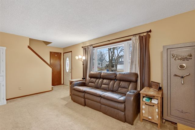 3218 SE 4th Court, Des Moines, IA 50315