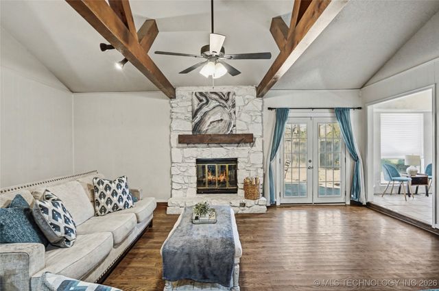 8319 E 107th Place S, Tulsa, OK 74133