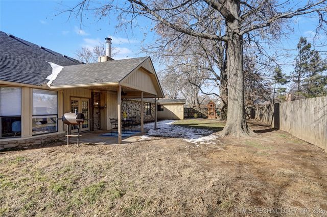 8319 E 107th Place S, Tulsa, OK 74133