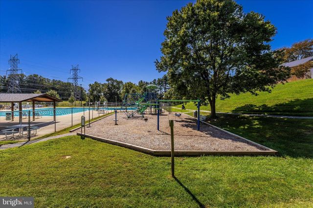 10513 CAMBRIDGE CT, Montgomery Village, MD 20886