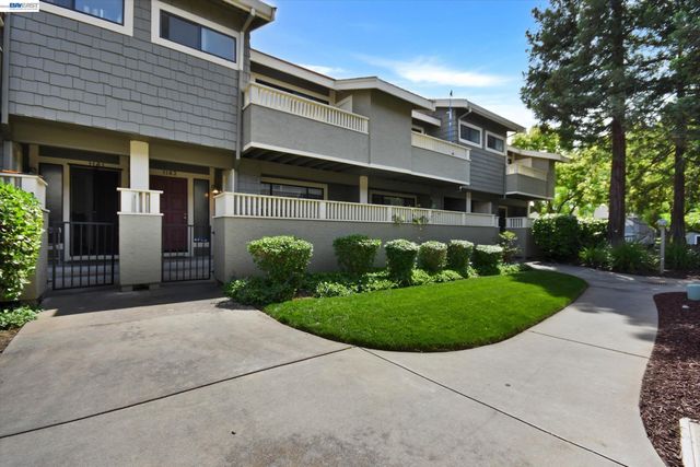 1163 Cherryview Ln, San Jose, CA 95118
