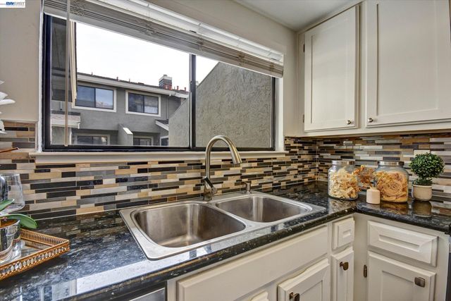 1163 Cherryview Ln, San Jose, CA 95118