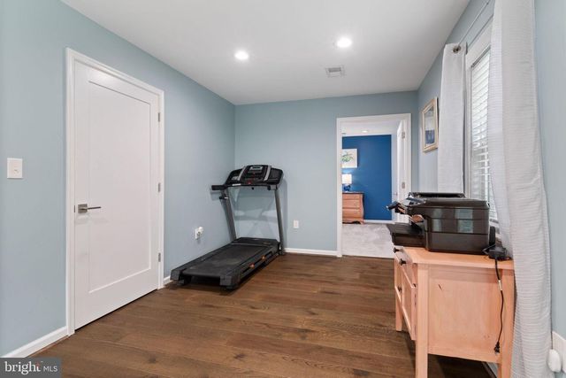 608 NE BLUE RIDGE AVE NE, Leesburg, VA 20176