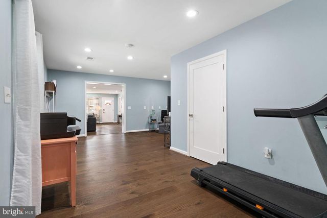 608 NE BLUE RIDGE AVE NE, Leesburg, VA 20176