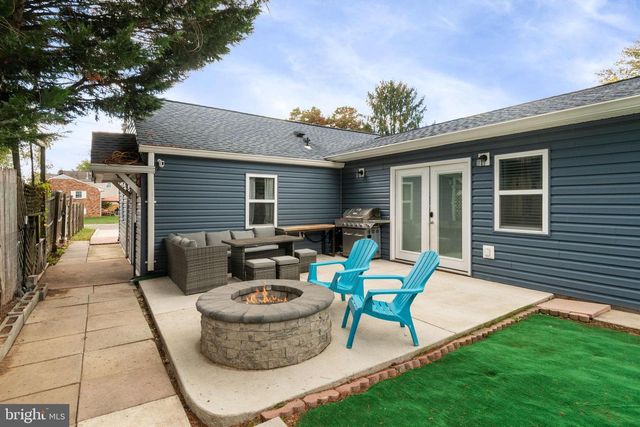 608 NE BLUE RIDGE AVE NE, Leesburg, VA 20176