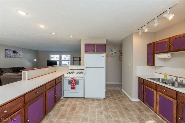 3757 Seneca Street, Stow, OH 44224