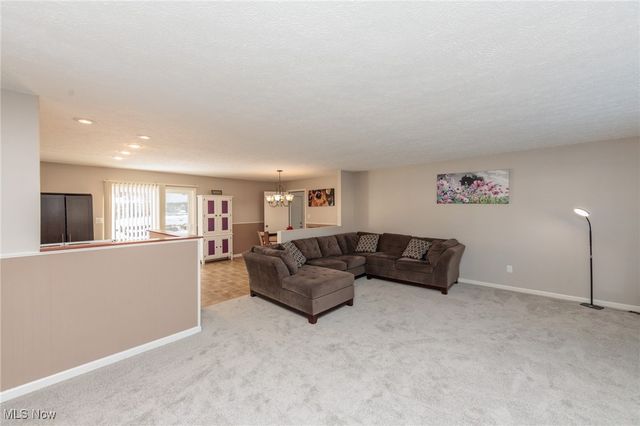 3757 Seneca Street, Stow, OH 44224