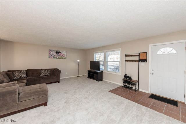 3757 Seneca Street, Stow, OH 44224