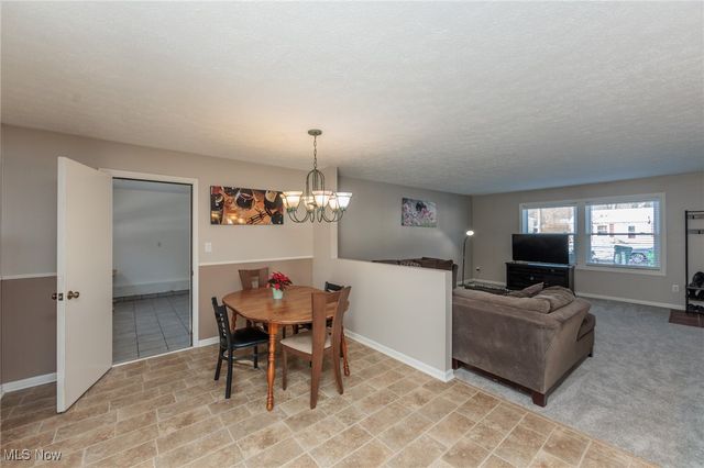 3757 Seneca Street, Stow, OH 44224