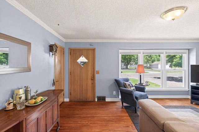 2000 County Road F E, White Bear Lake, MN 55110