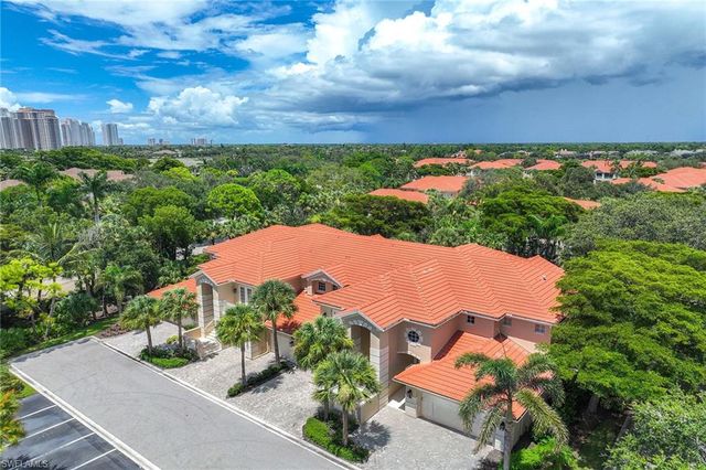 26960 Wyndhurst CT 202, Bonita Springs, FL 34134