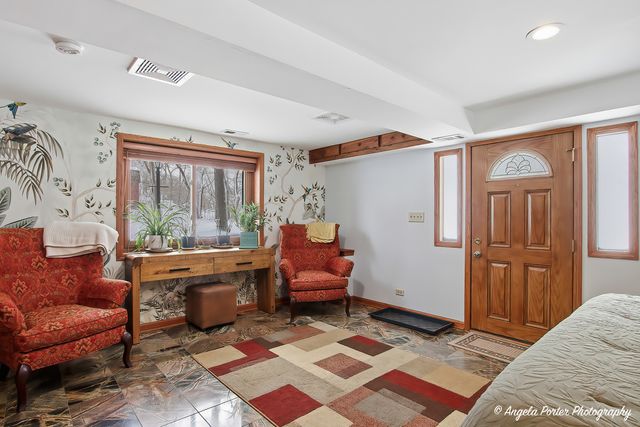 22665 W DEPOT Street, Antioch, IL 60002