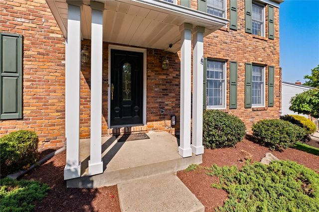 109 Marshall Dr, Mt Lebanon, PA 15228