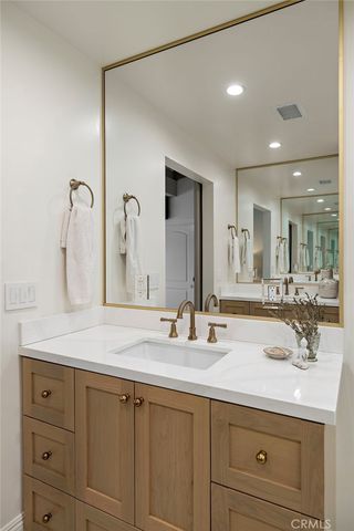 362 Vista Madera, Newport Beach, CA 92660
