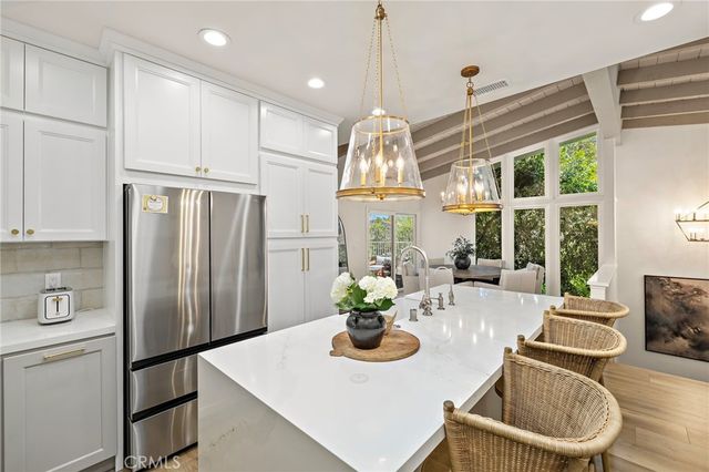 362 Vista Madera, Newport Beach, CA 92660