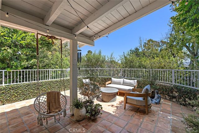 362 Vista Madera, Newport Beach, CA 92660