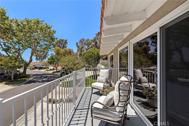 362 Vista Madera, Newport Beach, CA 92660