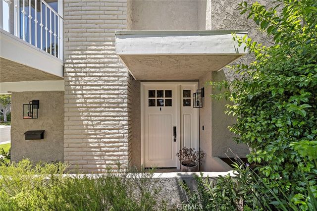 362 Vista Madera, Newport Beach, CA 92660
