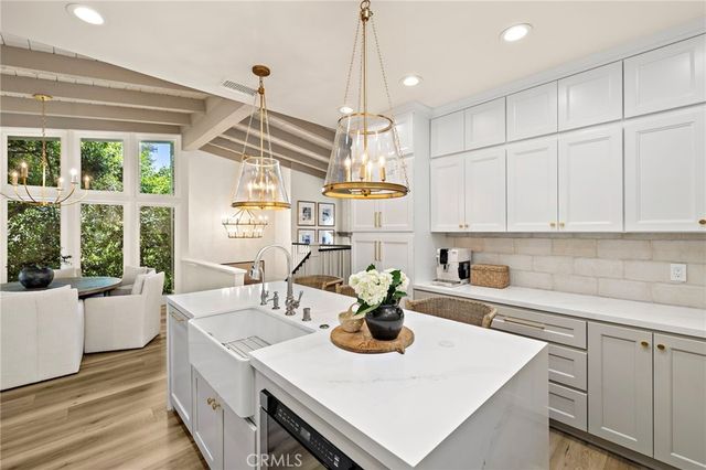 362 Vista Madera, Newport Beach, CA 92660