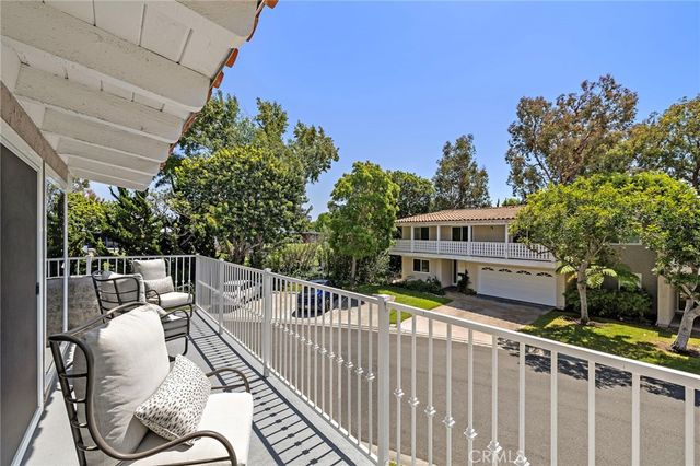362 Vista Madera, Newport Beach, CA 92660